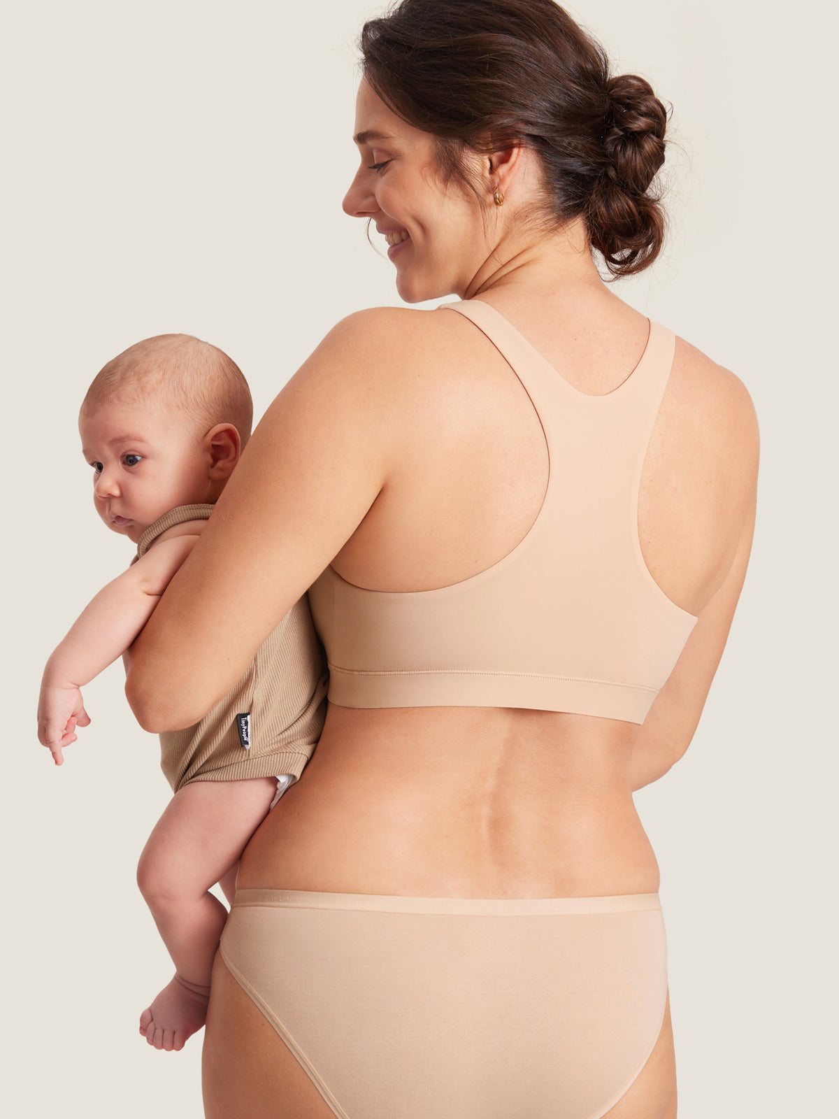 MOMANDA Women's Inbarely? Crossover Racerback Nursing Bra Wheat Beige @model_info:MOM3