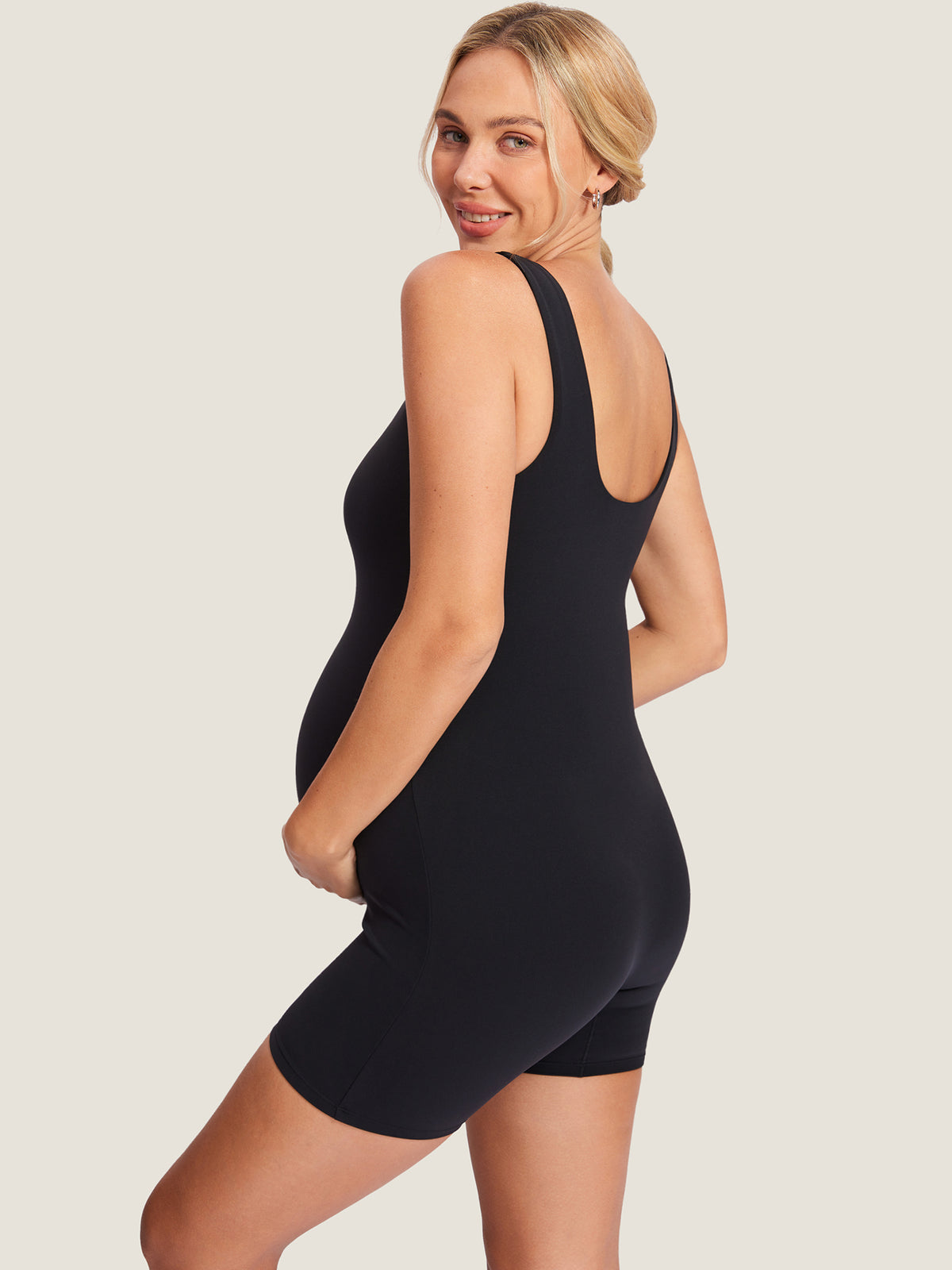 MOMANDA Women's Natrelax? Maternity Romper Black @model_info:PU2