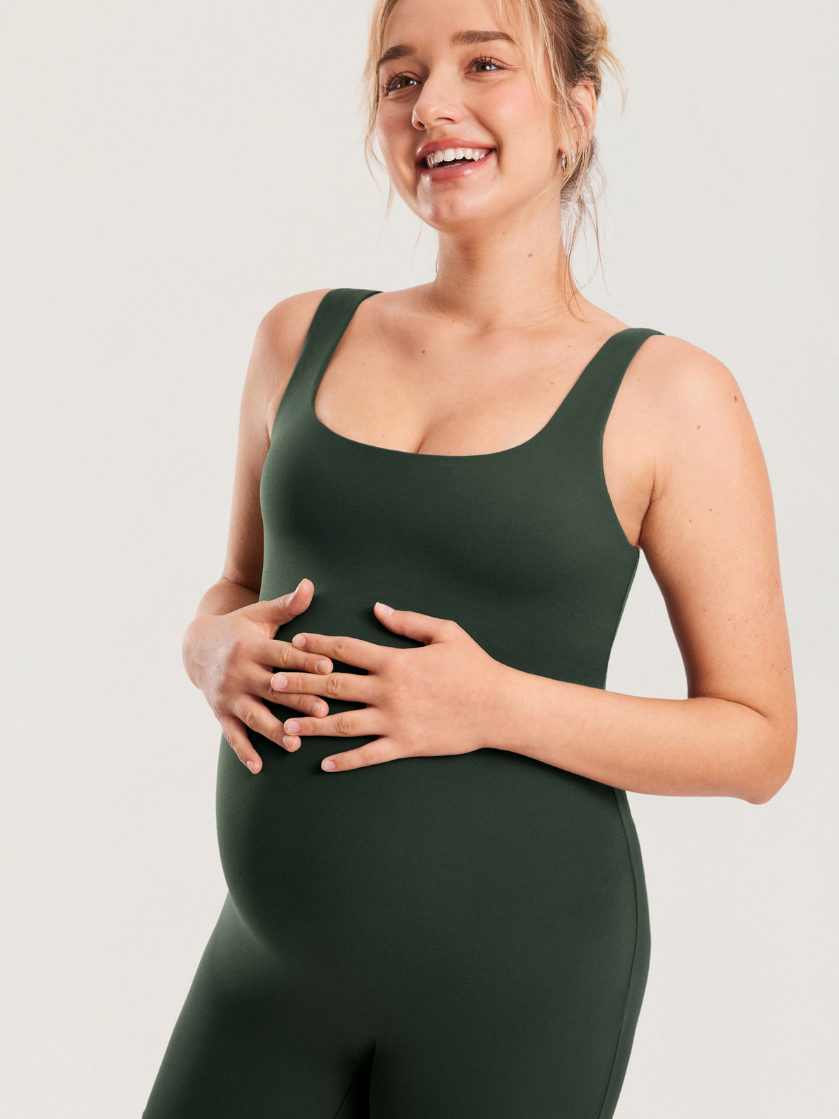 MOMANDA Women's Natrelax? Maternity Romper Legend Green @model_info:MOM2