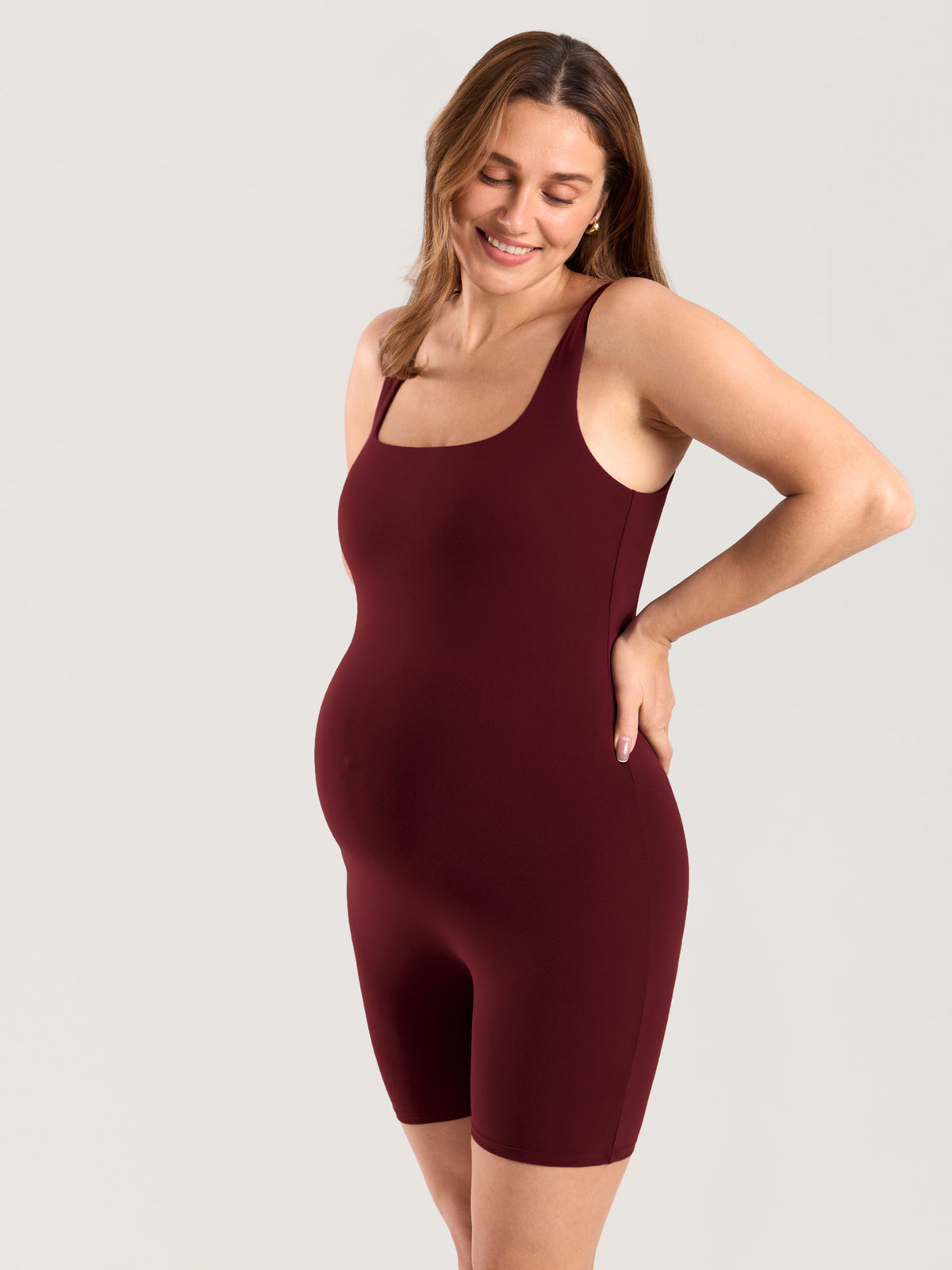 MOMANDA Women's Natrelax? Maternity Romper Red Merlot @model_info:MOM1