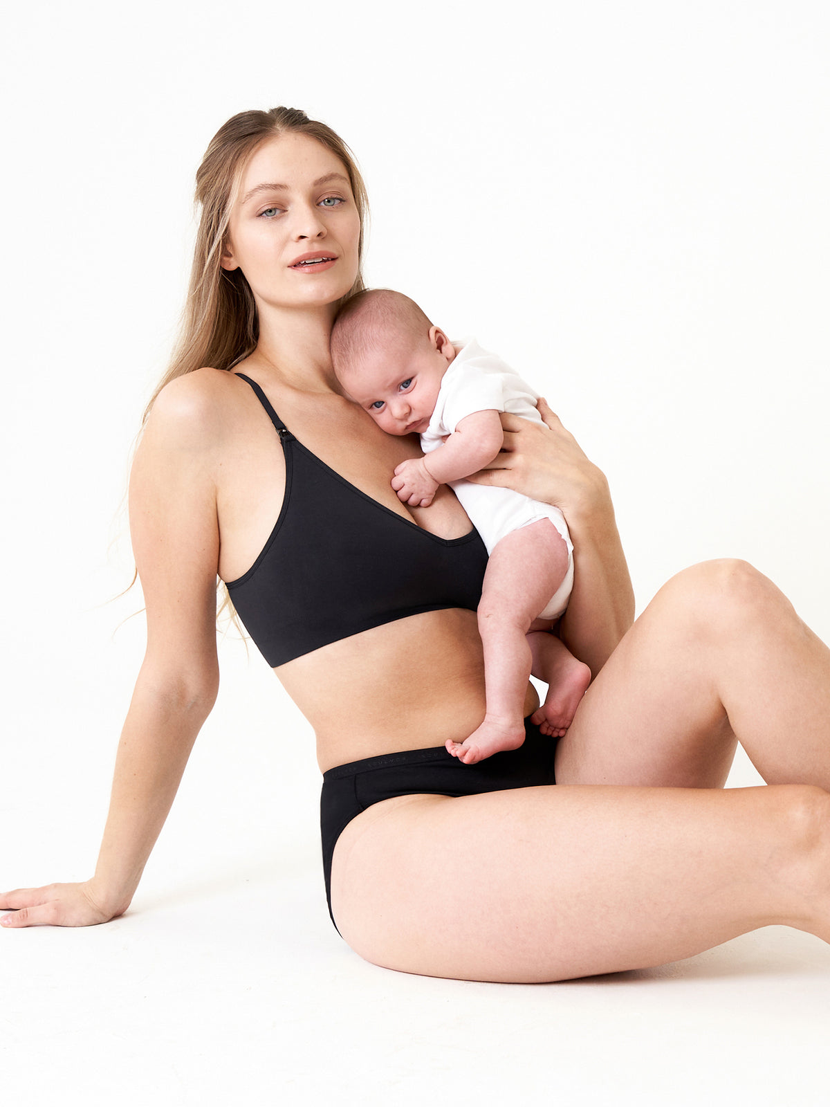 MOMANDA Women's Seamless Soft Knit Nursing Bra,TITLE_BEST SELLERS Black @model_info:Knit