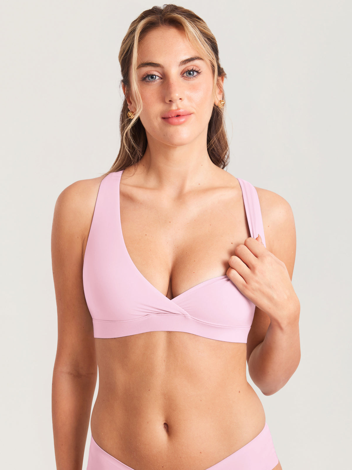 MOMANDA Women's Inbarely? Crossover Racerback Nursing Bra Sweet Pink @model_info:MOM1