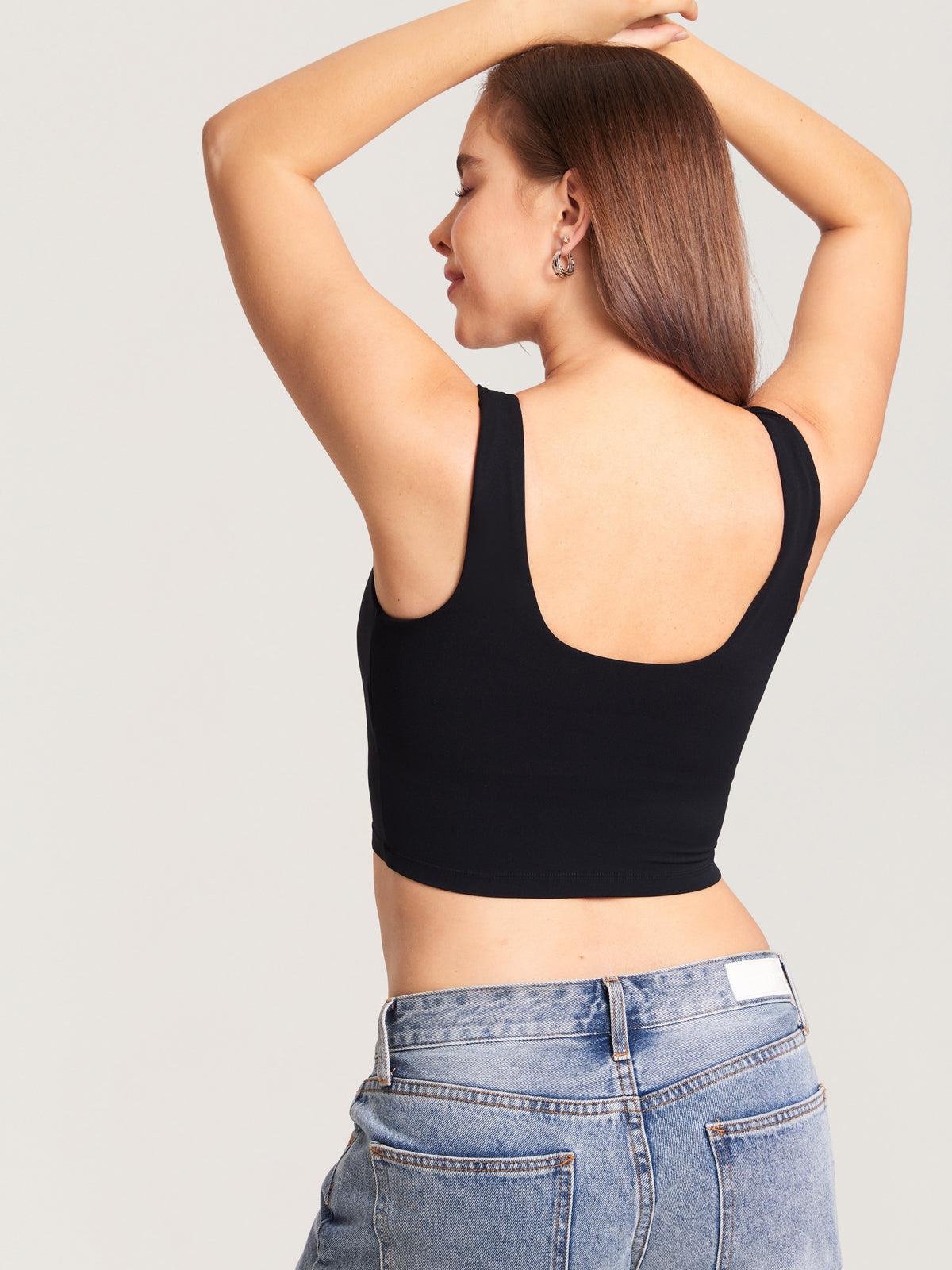MOMANDA Women's Natrelax? Pumping Crop Tank Top Black @model_info:MOM2