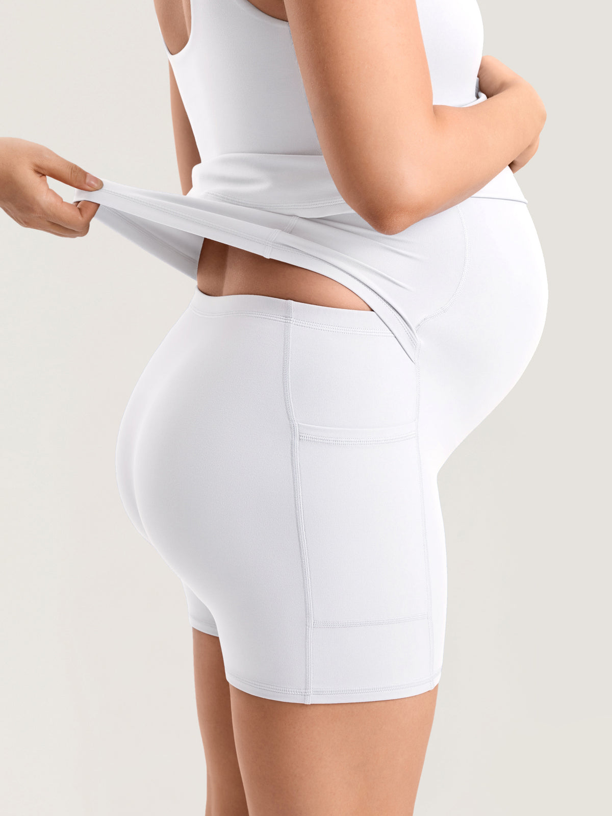 MOMANDA Women's Natrelax? Maternity Mini Dress - Easy Peezy White @model_info:MOM4
