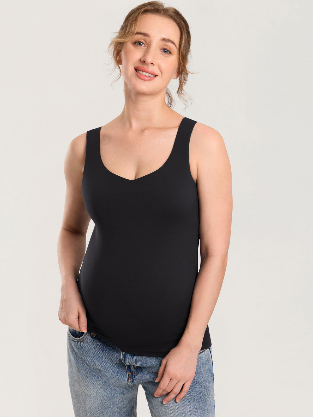 MOMANDA Naterlax? V Neck Nursing Tank Top Black @model_info:MOM3