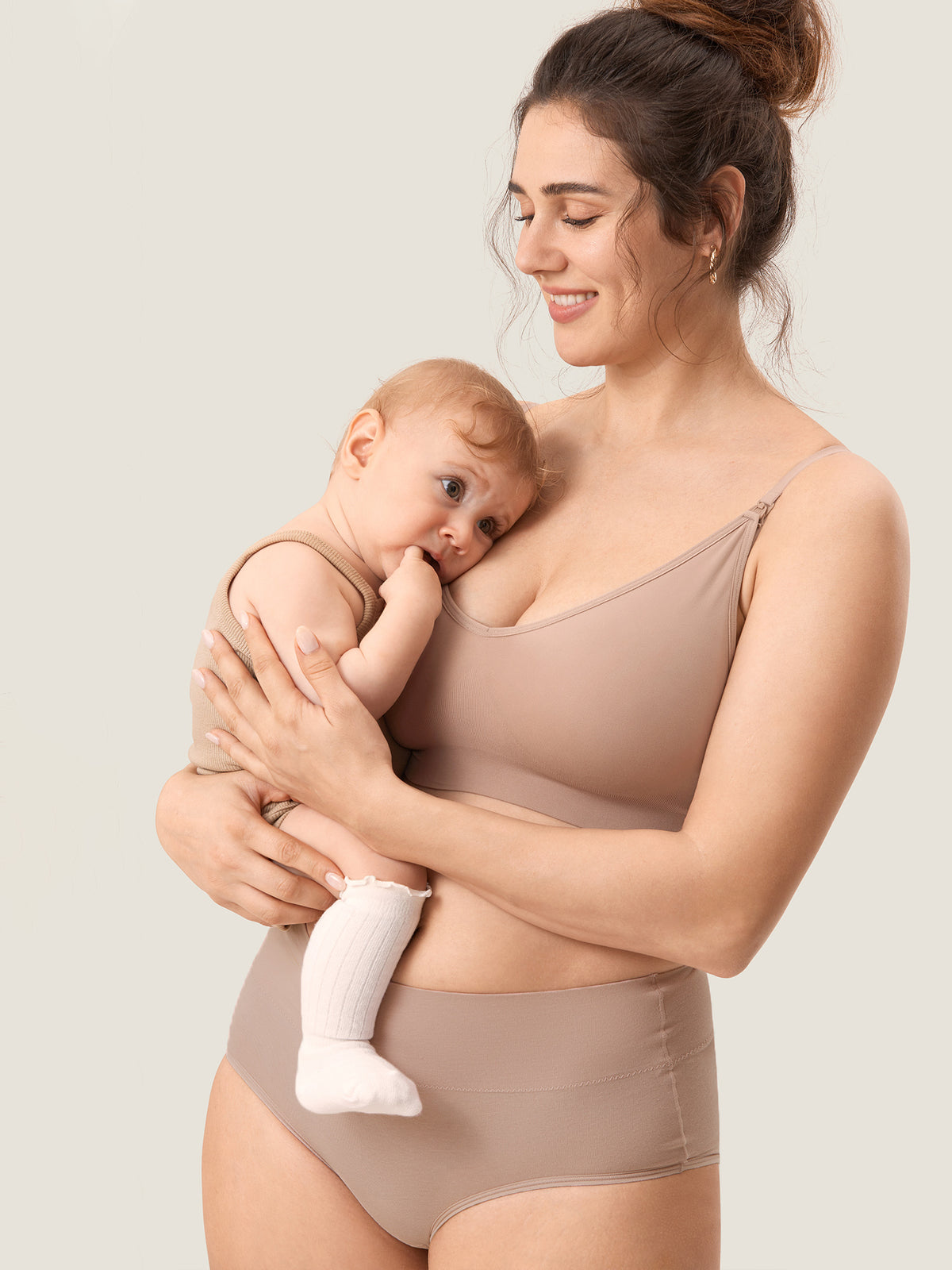 MOMANDA Women's Seamless Soft Knit Nursing Bra,TITLE_BEST SELLERS Cocoa Beige @model_info:Knit